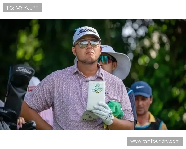 香港公开赛麦基宾领跑 丁文一吴阿顺双双交出负杆成绩